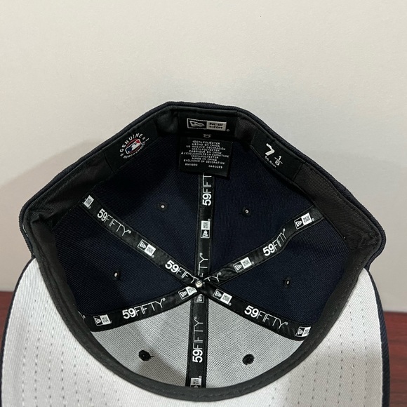 New Era, 59Fifty Fitted Hat, Dominican Republic Flag, Navy Blue & White - Picture 6 of 11